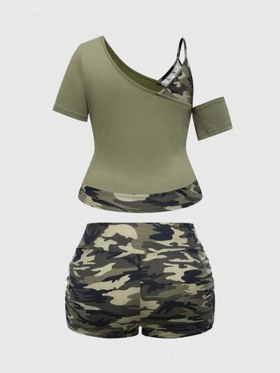 Grunge Punk Y2K Grunge Retro Eye & Letter Print Camo Patchwork Cropped Top And Shorts Set, Plus Size
