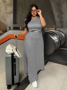 SHEIN EZwear 大码休闲条纹针织短袖长裙