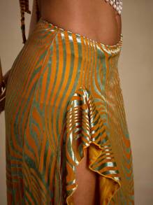 Glamine 天鹅绒荷叶边高开叉优雅半身裙