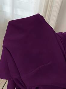 SHEIN Clasi Áo cánh tay bồng ngắn cổ bèo nhún màu trơn cỡ lớn thời trang cho nữ - Màu tím - Xem 5