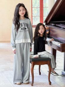 Genkimix Kids 2 件套女童休闲日常运动宽松插肩袖字母印花运动衫，带刺绣饰边和松紧腰阔腿运动裤，返校秋季服装 - 灰色 - 查看 1