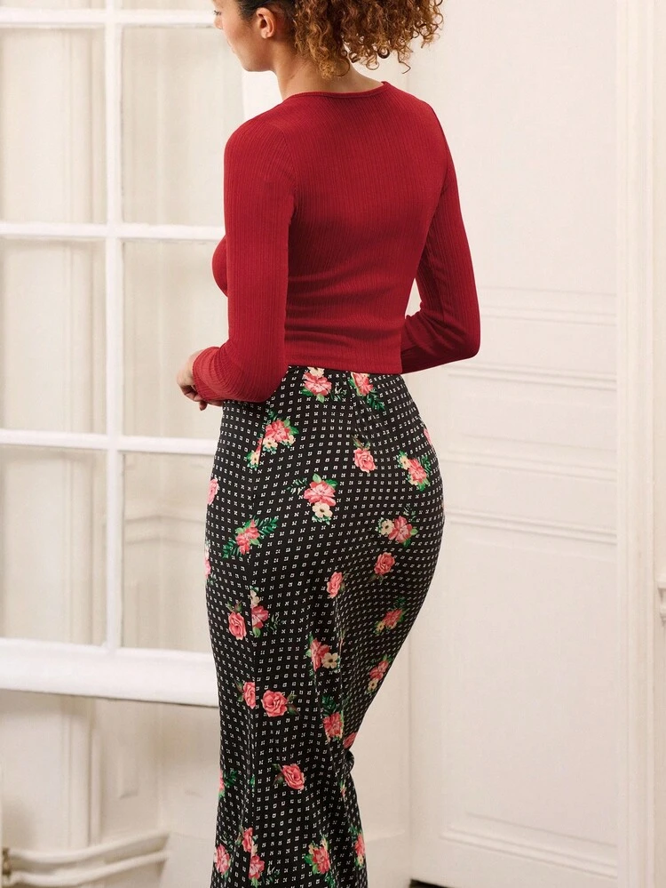Red Fitted Long Sleeve Top With Mini Pink Satin Bows And Open Chest Detail Fall Women Clothes Top Spring Summer  New Year Top