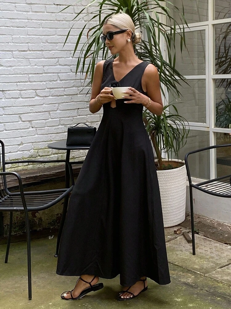 Women's Solid Color Hollow V-Neck 3D Floral Waist Flared Hem Elegant Dress, Autumn Maxi Dress