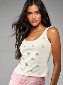 MISSGUIDED 精致花卉装饰罗纹背心夏季无袖吊带度假派对晚装春季时尚必备 - 白色 - 查看 1