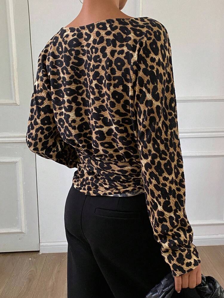 Women's Leopard Print Pleated Round Neck Casual Elegant Long Sleeve Blouse, Autumn/Winter