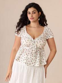 SHEIN MOD 大码女式可爱印花荷叶边下摆衬衫，适合返校、约会、生日、初秋、短款上衣、夏季上衣 - 彩色 - 查看 7