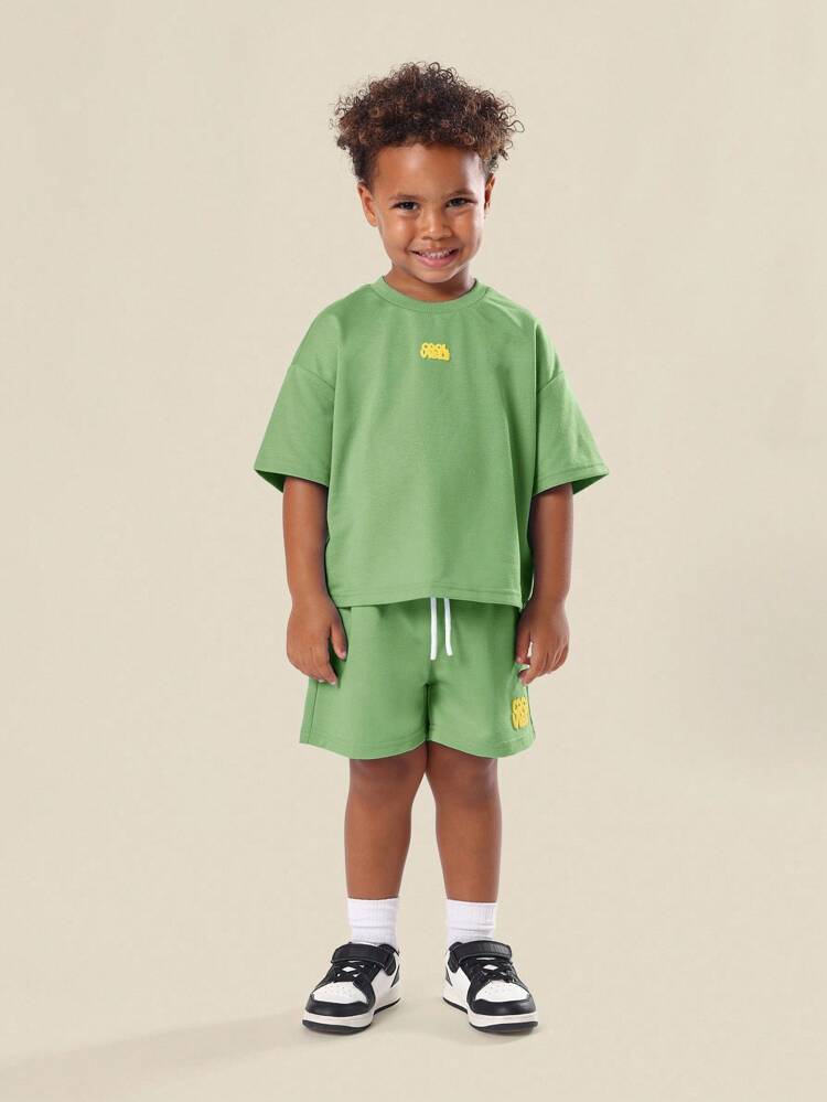 쿨 바이브스 오버사이즈 티셔츠와 반바지 세트