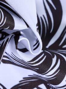 SHEIN 男士度假风印花梭织面料棕榈树印花沙滩短裤，家庭装母子装（4件另售） - 彩色 - 查看 5