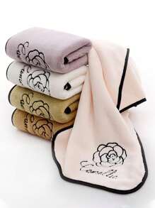 SHEIN 1件/2件装玫瑰刺绣珊瑚绒毛巾套装 - 超柔软、吸水性强、亲肤、速干，包含一条手巾和一条浴巾，尺寸为70*140厘米，适合成人使用，可用于家庭、泳池、浴室等场所。也可用于家居浴室装饰、夏季返校季、美容院等。