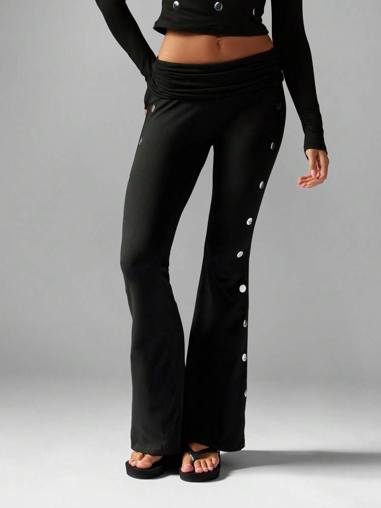 MISSGUIDED Bell Bottom Leggings With Metallic Button Details Side Slit Modern Party Festival Flare Pants Evening Wear Statement Piece