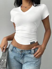 Tseoso 95% Cotone Maglietta casual minimalista da donna con scollo a V arricciato e toppe ricamata - Stile "Old Money" estivo per uso quotidiano, uscite, scuola, sport, palestra e occasioni formali - Bianco - Visualizzare 8