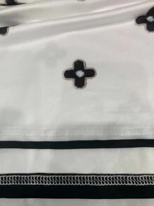 SHEIN 女士宽松休闲短袖圆领花卉印花 T 恤 - 白色 - 查看 5