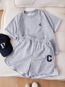 青少年女孩休闲街头风格运动字母刺绣插肩袖宽松 T 恤和短裤套装，夏季 - 灰色 - 查看 2