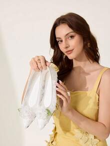 CUCCOO CHICEST 女士花卉刺绣蕾丝尖头平底鞋，优雅甜美浪漫时尚舒适白色网眼新娘婚礼派对平底芭蕾平底鞋，适合下午茶、约会、派对、婚礼、万圣节、圣诞节、感恩节、情人节 - 白色 - 查看 4