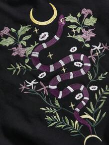 ROMWE Dark Gothic Snake & Plant Print Loose Fit Plus Size Fleece Sweatshirt - Black - View 3