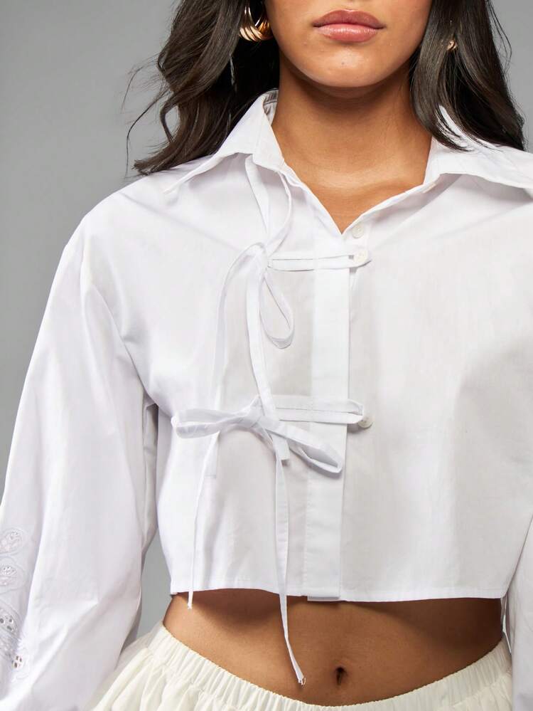 MISSGUIDED Cropped Cotton Blouse With Broderie Anglaise Sleeves And Tie Front