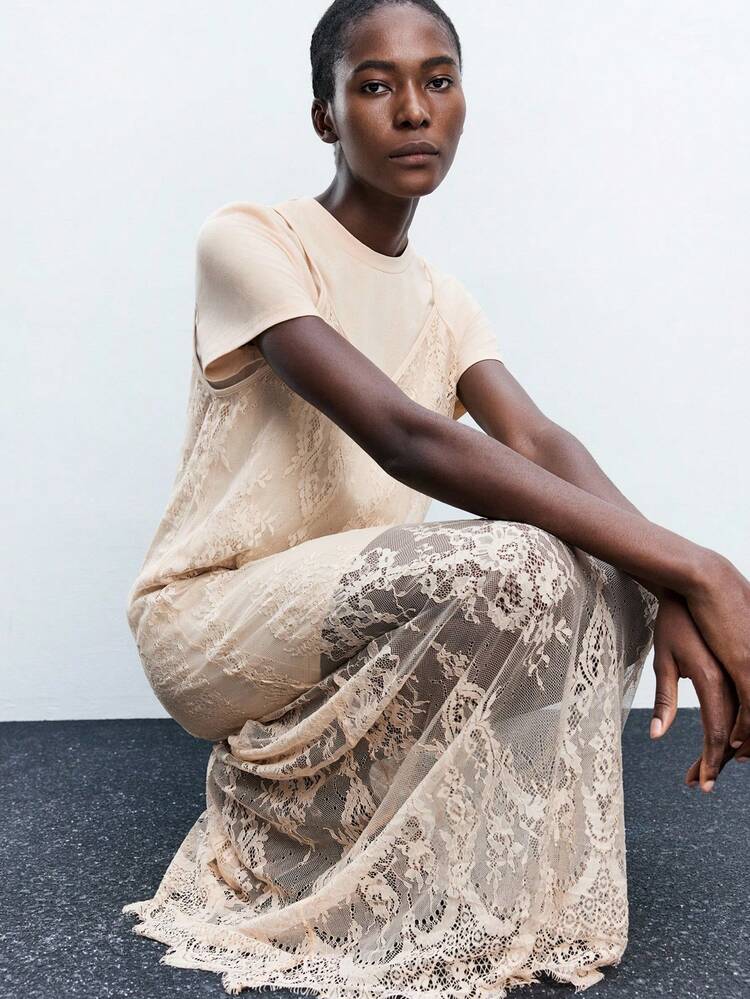 SHEIN Maija Vestido de tirantes de encaje sexy de 2 piezas en color albaricoque, para primavera/verano