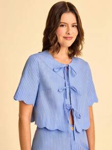 CAJUNI Women's Boho Vacation Casual Beach Hawaiian Cropped Straight Wavy Hem And Cuff Blouse