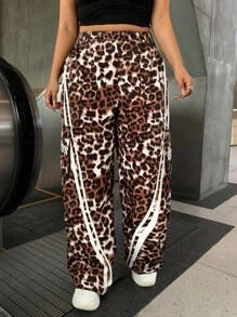 SHEIN EZwear بنطلون كارجو فضفاض بطبعة نمر مقاس كبير