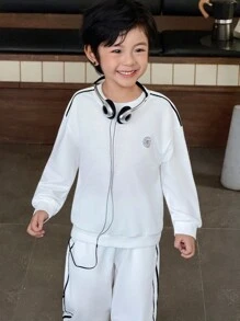 SHEIN 2件組男孩針織運動衫，韓系休閒時尚，返校季校服兒童開學套裝 - 白色 - 查看 6