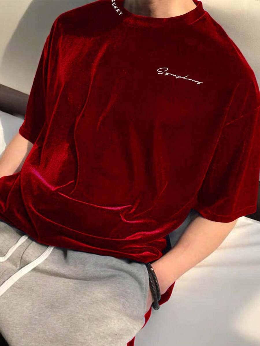 Claim Dot 男士休闲字母印花短袖T恤，秋季 - 酒紅色 - 查看 1