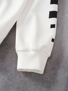 Batwheels X SHEIN Tween Boy Casual Street Style Cartoon Race Car & Letter Print Black White Checkerboard Pullover Sweatshirt , Spring/Autumn Race Car Clothes Boys Kids Race Car Sweatshirt