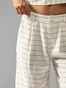 MISSGUIDED Striped Bermuda Tailored Linen Feel Shorts Mid Rise Pleated Knee Length Summer Resort Wear Walking Casual Beach Vacation Bottoms - Apricot - View 5