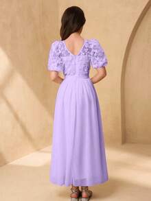 SHEIN 少女优雅白色圆领 3D 蕾丝面料泡泡袖飘逸连衣裙，适合派对、婚礼季节 - 紫色 - 查看 2