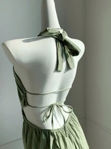 Comfortcana Jednokolorowy damski kombinezon z wycięciem i wiązaniem przy szyi - Zielony - Zobacz 2