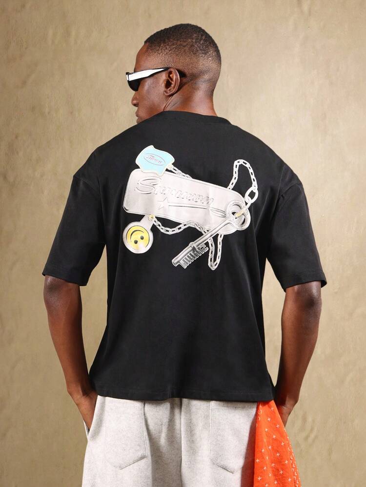 Oversized T-Shirt With Chain Lock Graphic Print