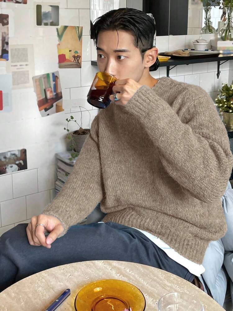 Men's Solid Color Khaki Knit Sweater, Autumn