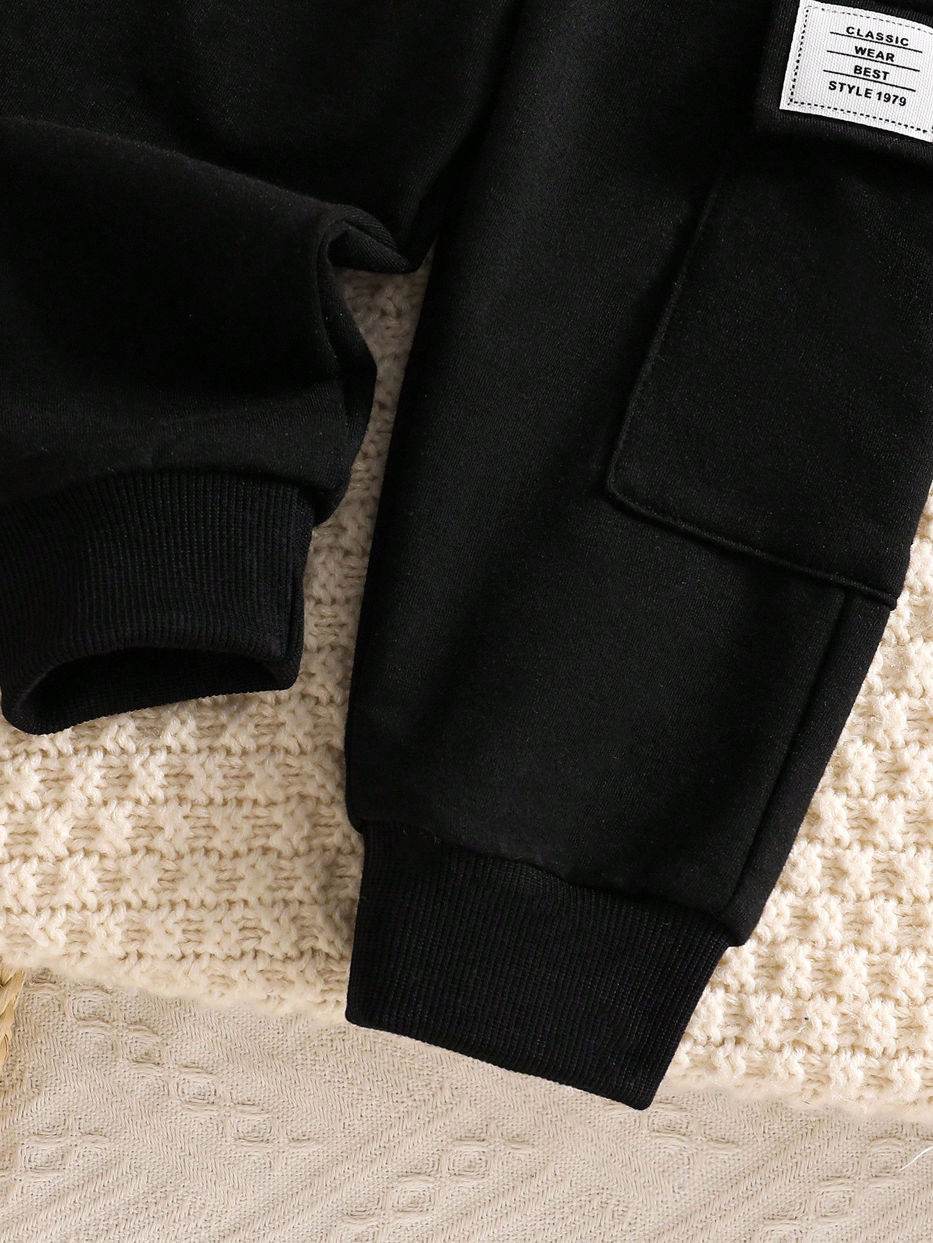 طقم بلوزة رياضية وبنطلون للأطفال الصبيان مطرز بدب...