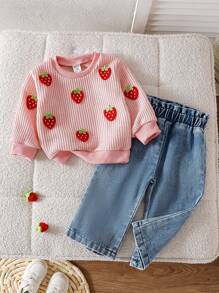 SHEIN Vintaside Kids 2pcs Baby Girl Autumn/Winter Knitted Sweater With Red Strawberry Pattern + Denim Pants Set Fall - Pink - View 1