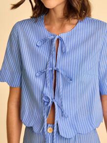 CAJUNI Women's Boho Vacation Casual Beach Hawaiian Cropped Straight Wavy Hem And Cuff Blouse