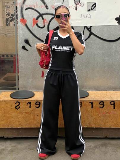 SHEIN Explorewe Streecool 少女休闲学院风两件套，秋季拼色拼布印花 T 恤搭配撞色条纹运动裤套装，适合日常、通勤、休闲、度假、姐妹街拍夏日度假、演唱会装