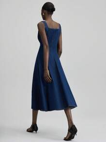 Ontre 2025 秋冬女装，秋冬女装时尚，返校季，万圣节，圣诞节，商务休闲，复古端庄优雅百搭基础款，纳什维尔服饰，方领单排扣无袖牛仔连衣裙 - 深色水洗藍 - 查看 2