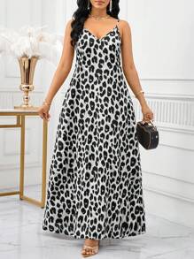 SHEIN Lady 豹纹女式长裙 女士波西米亚风露背女式宽松长裙 女士连衣裙 宽松露肩生日和活动礼服/节日礼服 度假服装 女士波西米亚风/波西米亚风女装 吊带上衣 非洲女装 女士连衣裙 女士夏季热带连衣裙 新品 女士连衣裙 沙滩裙 复活节连衣裙/女士复活节连衣裙/女士复活节服装 女士夏季连衣裙