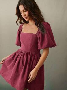 WESTFADE 牛仔灯芯绒方领扇贝边短款泡泡袖娃娃裙迷你连衣裙 - 紅色 - 查看 3