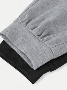 SHEIN 两件套青少年男童运动裤套装，休闲学院风，舒适时尚，百搭实用，面料柔软，适合日常穿着、上学、旅行、户外活动，四季皆宜。这款青少年运动裤套装包含带拉链口袋的慢跑裤，时尚百搭，适合秋冬季节穿着。 - 彩色 - 查看 12