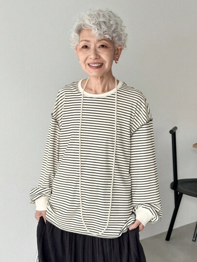 FRIFUL Camiseta feminina listrada com decote redondo e contraste de cores, solta com fenda lateral, elegante e confortável, primavera/outono, manga comprida, tops femininos