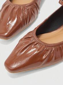 Mnmlis 女式新款平底低跟尖头一脚蹬鞋 - 棕色 - 查看 5