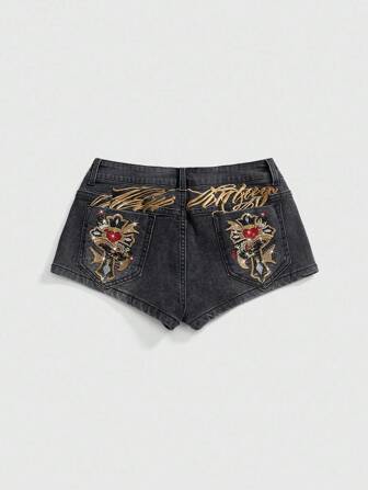 Fairycore Pantaloncini di jeans da donna retrò Y2K, vita bassa, con ricamo di lettere, cuori e croci, strass, effetto vissuto, vita super bassa