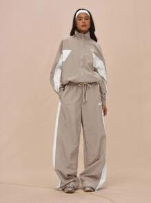 MUSERA 超大翻领尼龙运动外套，撞色拼接，全拉链上衣（仅限上衣部分）。书店出品，超大款，适合机场、运动、节日、休闲、日常、冬季、晚间、春季穿着。 - 灰色 - 查看 4