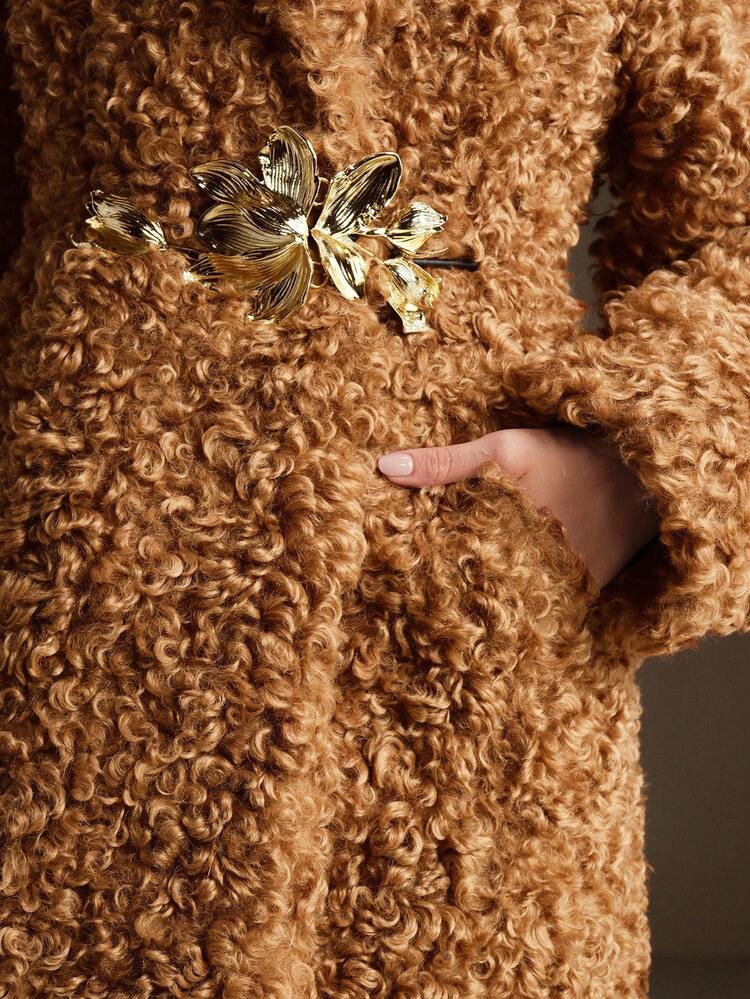 Oversized Faux Fur Coat, High-End Elegant Design