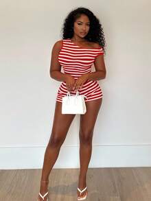 Alexandranx 2 件套女士节日条纹针织不对称肩部贴身上衣和超低腰紧身短裤，适合派对、圣诞节、情人节、约会、海滩、游轮、狂欢节、复活节 - 紅白色 - 查看 5