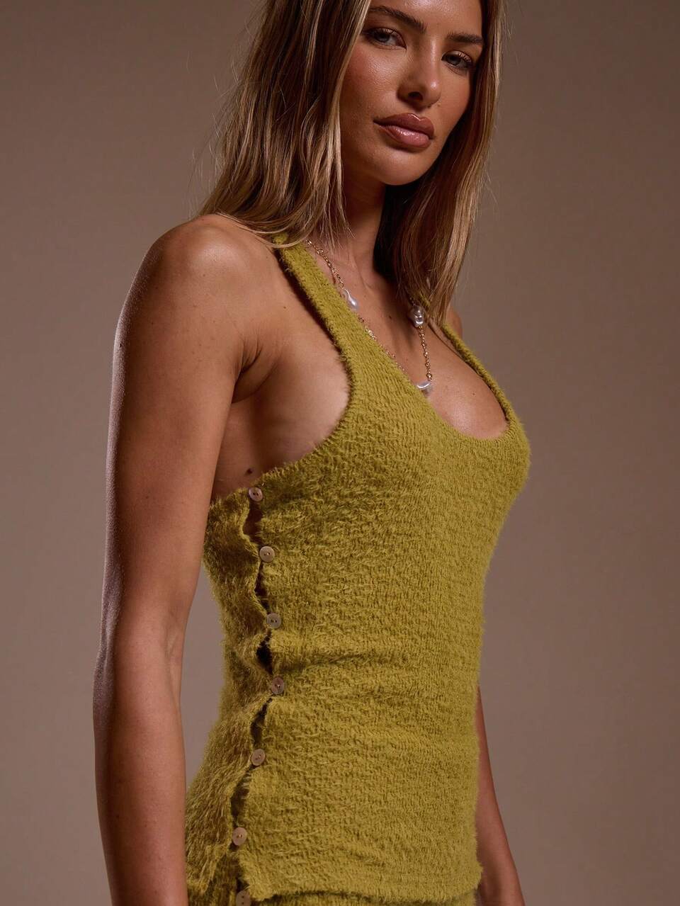 Débardeur long à dos nageur bas, doux et moelleux. Convient pour les vacances à Ibiza, les plages sexy, les occasions romantiques et élégantes, les anniversaires, le style boho, les fêtes d'automne et de printemps/été