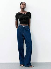 Maija 黑色不对称褶皱立体花卉针织修身女式上衣 - 黑色 - 查看 2