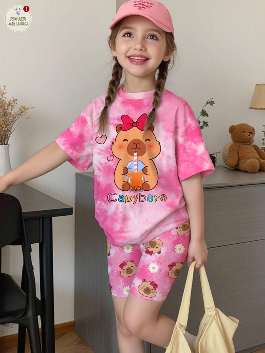 SHEIN 2件套幼儿女童休闲可爱卡通水豚印花扎染短袖T恤和短裤夏季服装 - 彩色 - 查看 1