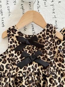 SHEIN LMoss Kids 2件套女婴碎花无袖上衣和宽松休闲裤套装 - 彩色 - 查看 4