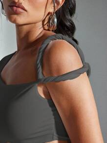 Denimoi Áo crop top cổ lệch vai xoắn - Màu xám đen - Xem 3